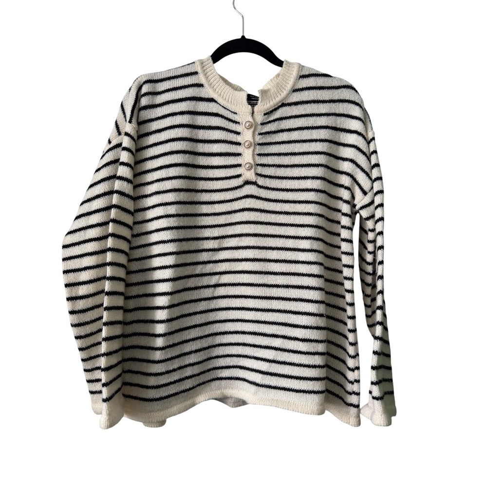 SHEIN Striped Sweater Womens Medium Cream Navy ‎ Pearl Button Henley